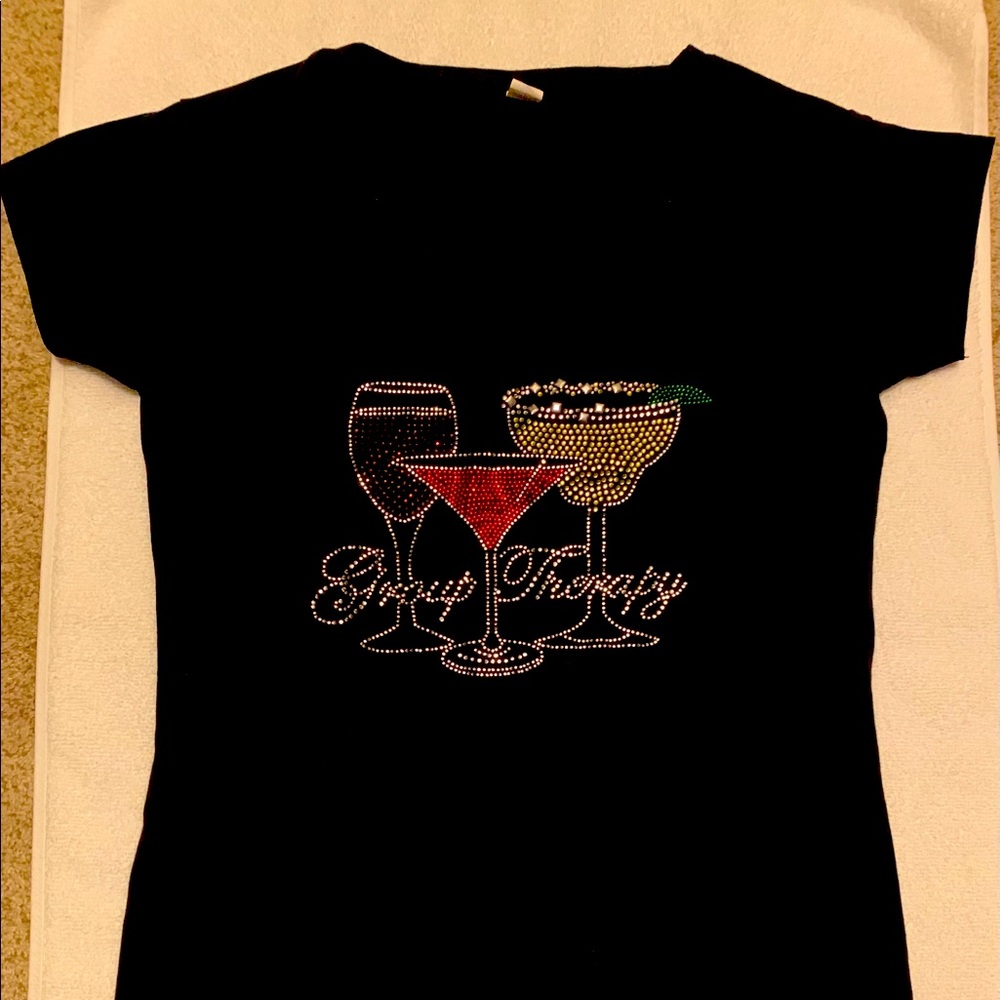 NWOT. Woman Customize Shirt.